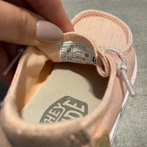 HEYDUDE Slip-on Shoe - Picture 2 of 7